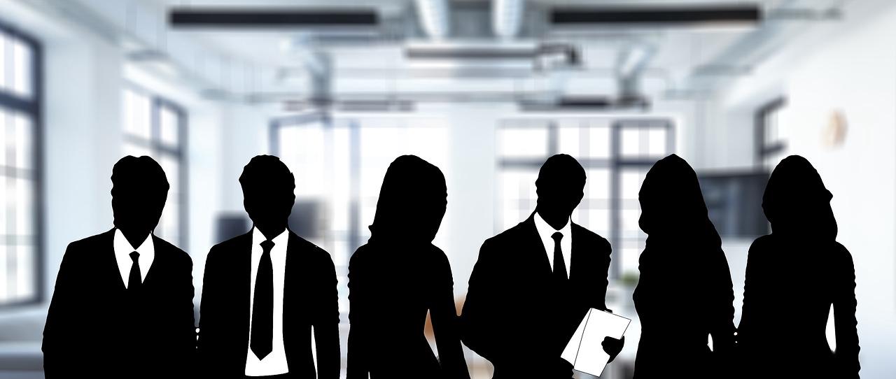 Assistência para investimentos, Consultoria em investimentos, Gestão de carteiras, Planejamento financeiro pessoal, Opções de investimento, Otimização de investimentos, Explorando o mercado de ações, Estratégias de renda fixa, Diversificação de portfólio, Estratégias de investimento, Aplicativos para investidores, Intermediários financeiros, Plataforma de negociação online, Orientação para investidores novatos, Ampliando o espectro de investimentos, Avaliação de riscos financeiros, Maximização de retornos, Preparação para a aposentadoria, Fundo de reserva para emergências, Educação financeira e literacia, Explorando o mundo das criptomoedas, Implicações fiscais dos investimentos, Prognósticos para os melhores investimentos em 2024, Assistência remota para investimentos, Avaliação de taxas de investimento..
